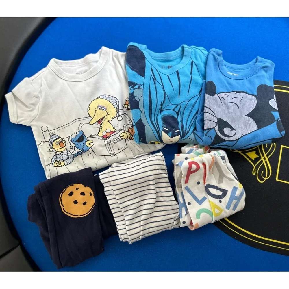 Mixed Lot of 6 Size 5T Gap Pajamas shirts pants Batman Sesame Street Disney DC